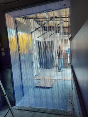 ПВХ завіси у виробничих приміщеннях